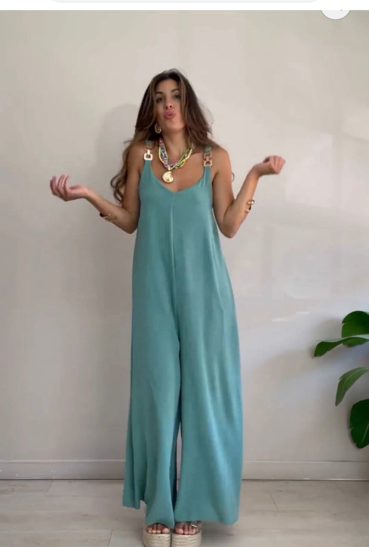 Daphne - Macacão Elegante e Leve