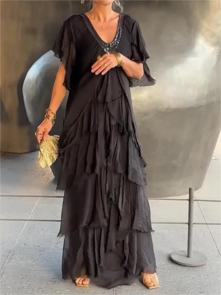Vestido Serengeti: Elegância Moderna fundida com Riquezas Ancestrais