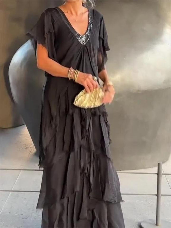 Vestido Serengeti: Elegância Moderna fundida com Riquezas Ancestrais