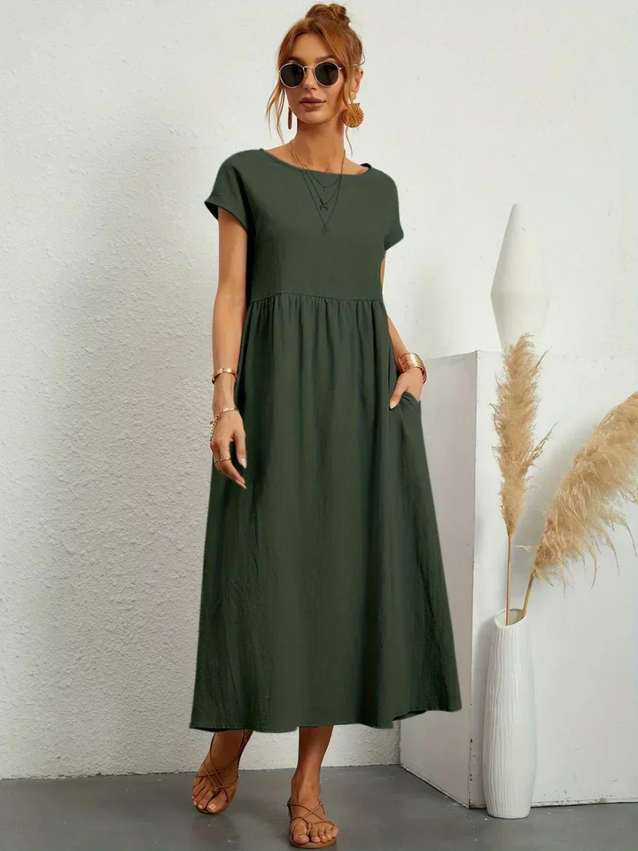 Jenna – Vestido Elegante com Decote Redondo