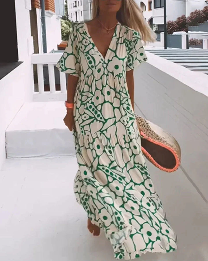 Vestido Solto com Estampado e Decote em V