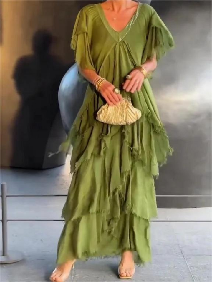 Vestido Serengeti: Elegância Moderna fundida com Riquezas Ancestrais