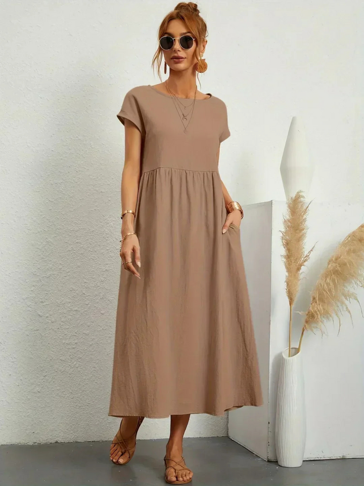 Jenna – Vestido Elegante com Decote Redondo