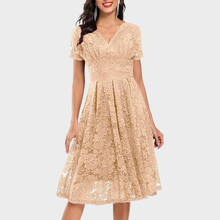 Mara - Vestido de Renda Floral