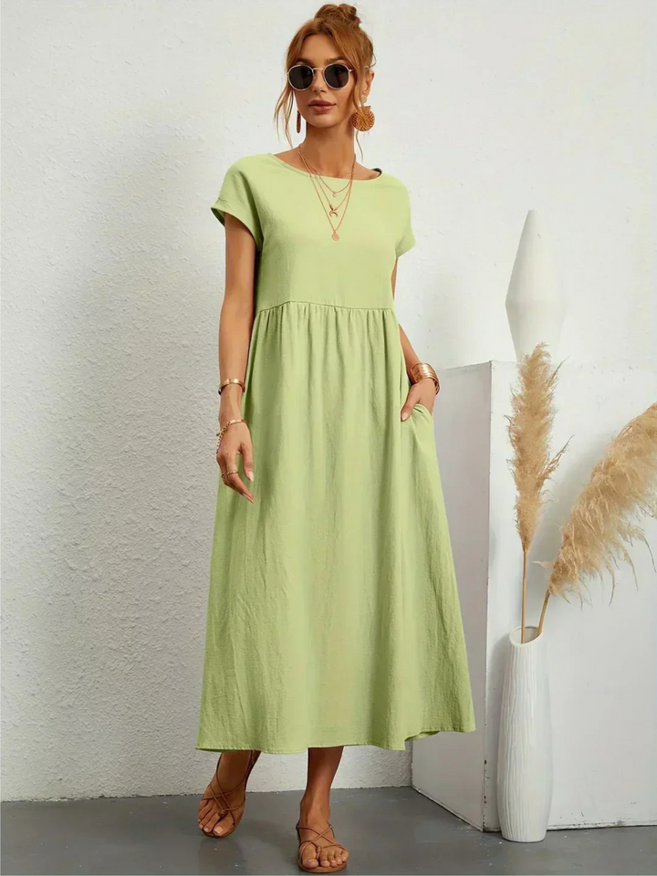 Jenna – Vestido Elegante com Decote Redondo