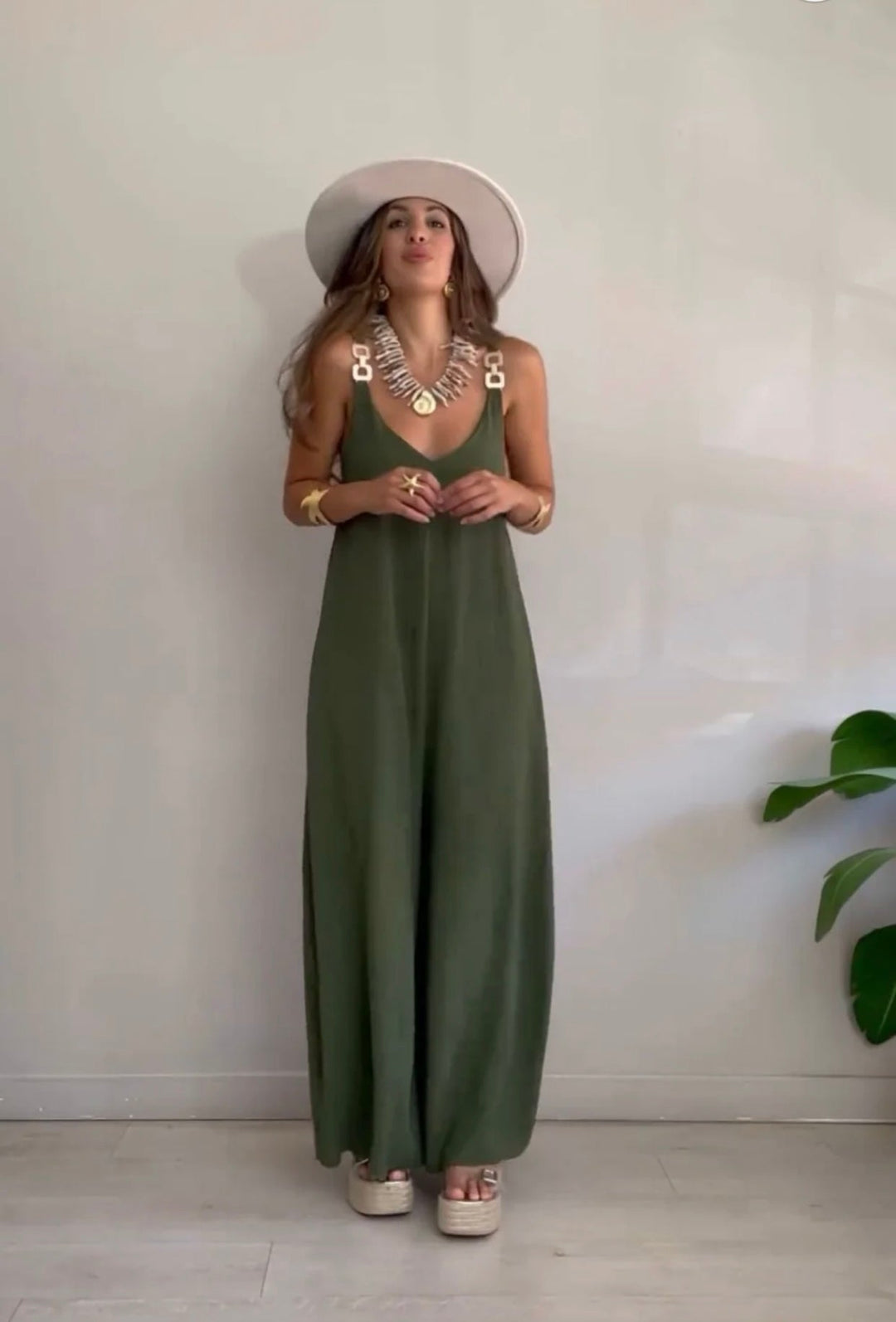 Daphne - Macacão Elegante e Leve