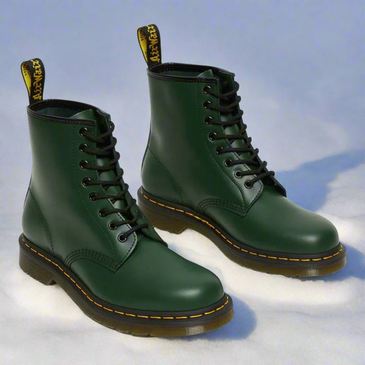 Marten - Botas elegantes e clássicas com cordões