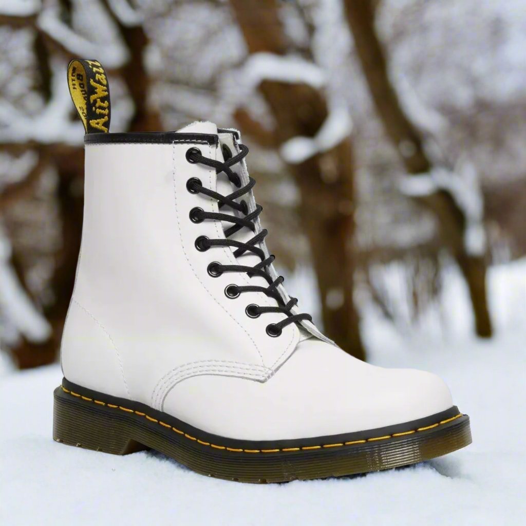 Marten - Botas elegantes e clássicas com cordões