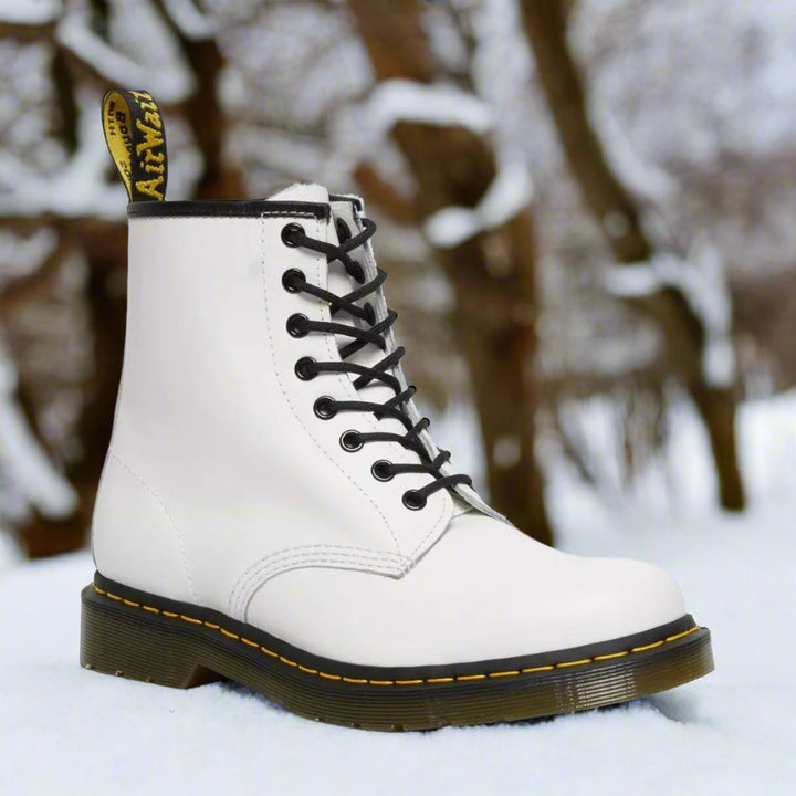 Marten - Botas elegantes e clássicas com cordões