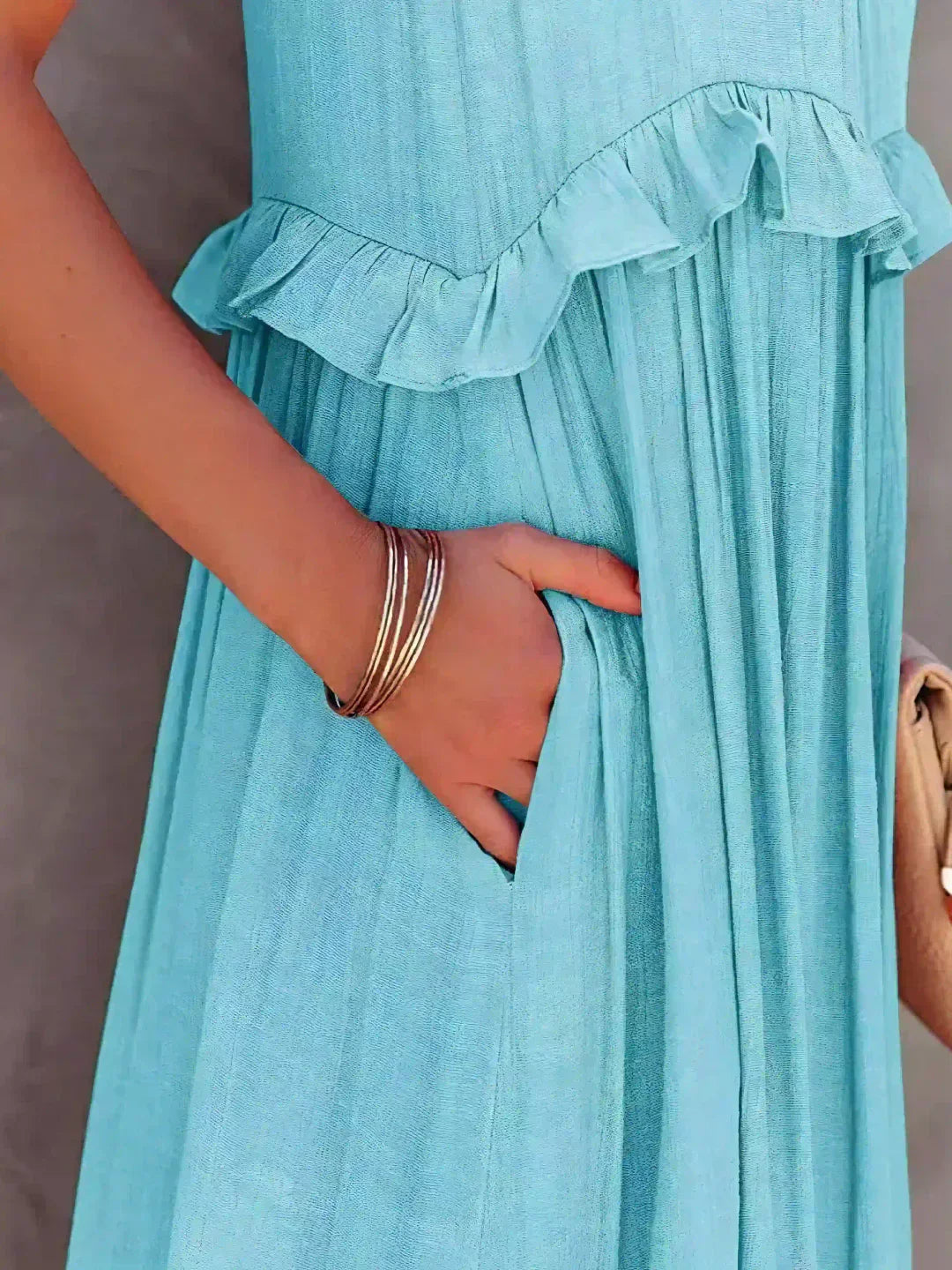 Madeline - Vestido Elegante com Folhos