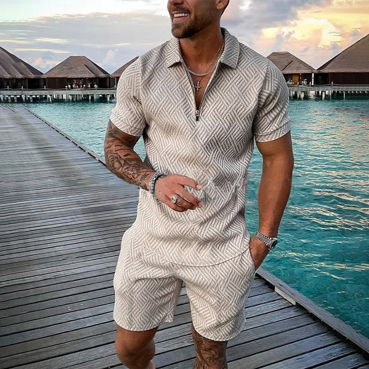 Camisola pólo casual e calções de banho