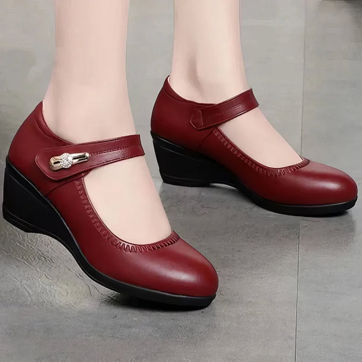 Sapatos de pele com sola macia