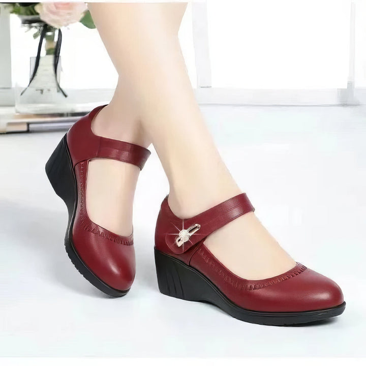 Sapatos de pele com sola macia